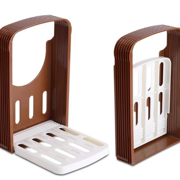 Bread Slicer Collapsible for Neat Storage - Picture 2 of 5